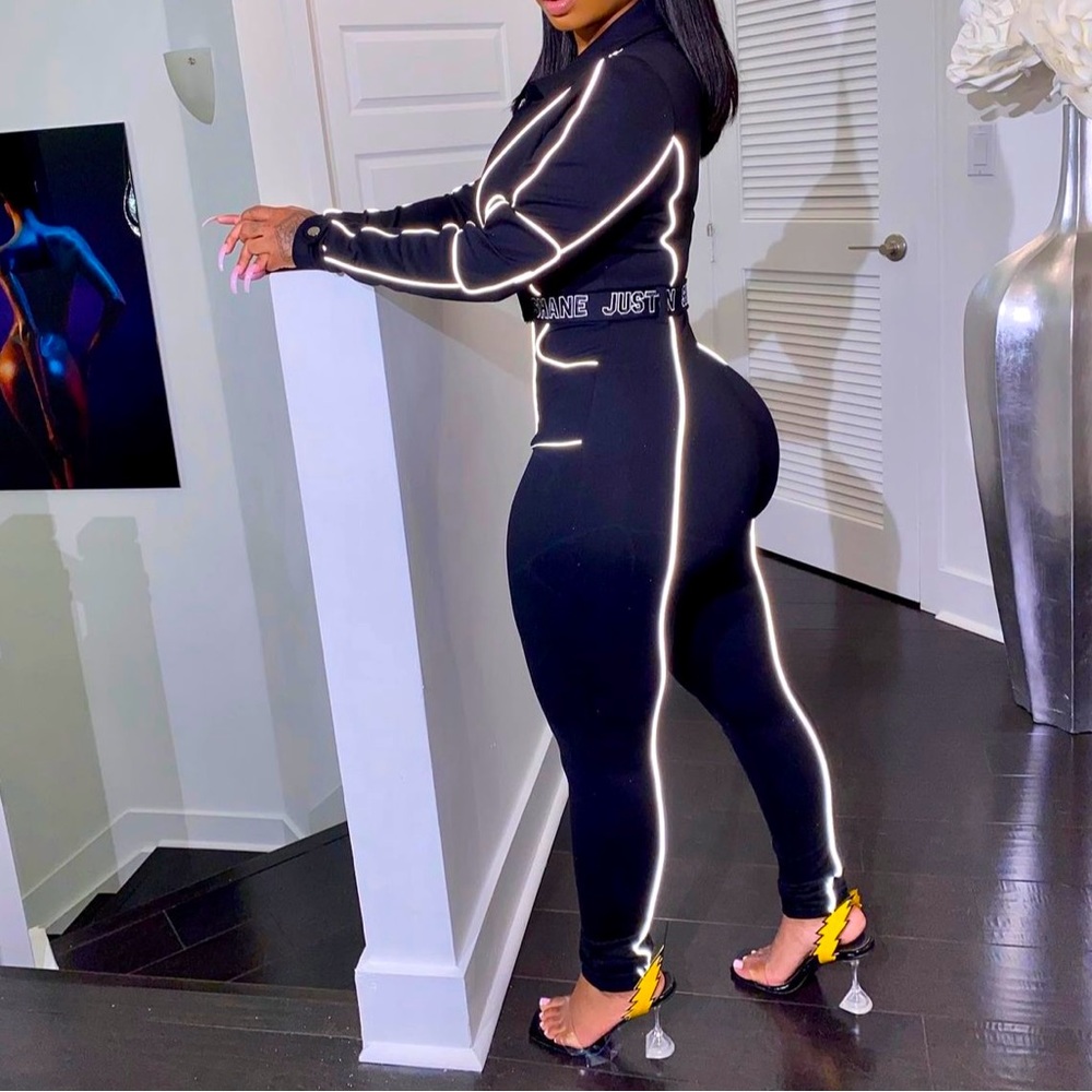 Shane Justin bodysuit with belt (Black)